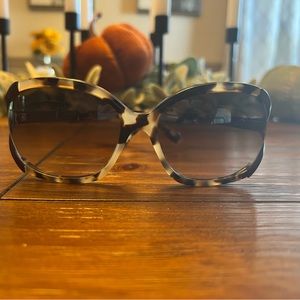 Tortoise Kate Spade Laurie’s Sunnies